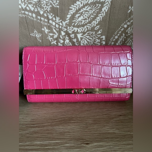NWT MICHAEL MICHAEL KORS Croco Embossed Mona Large E/W Clutch in Camila Rose - Picture 6 of 11
